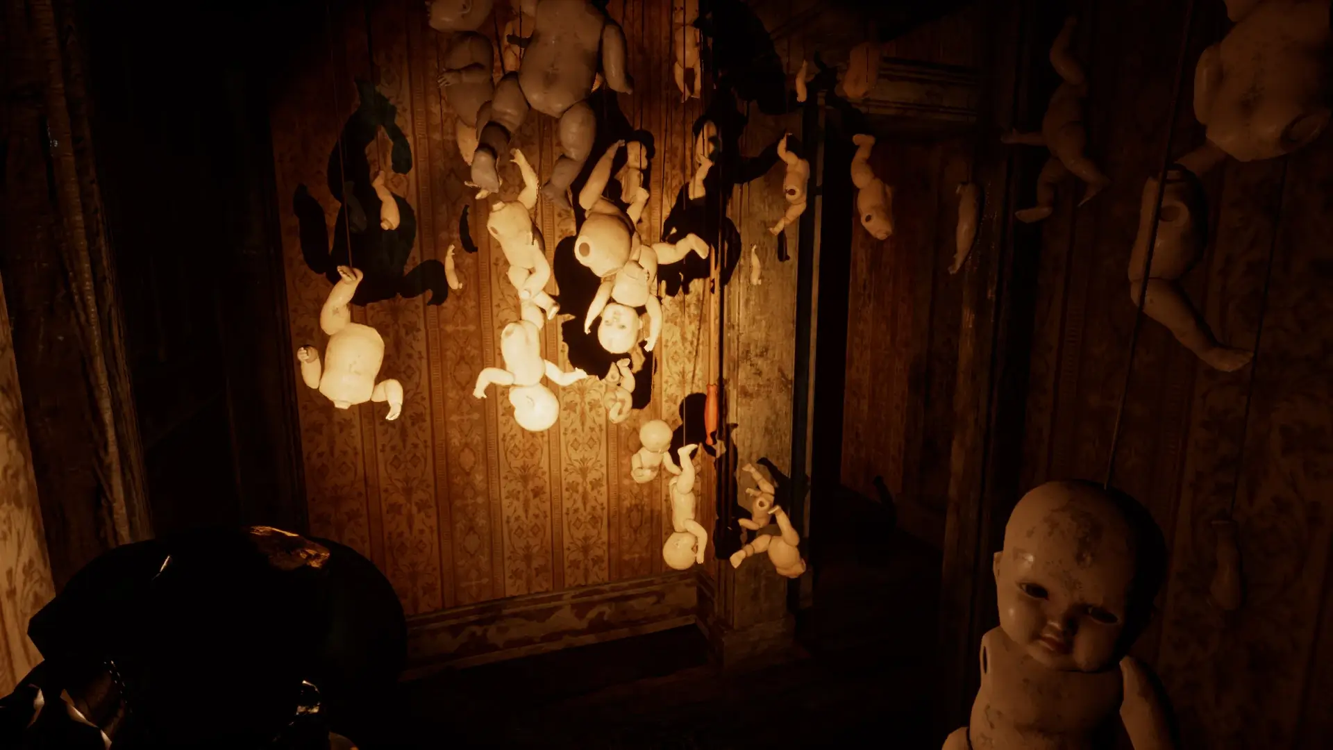 Silver Chains Gameplay Screenshots 1